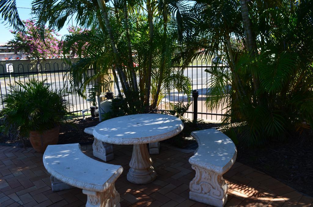 Rockhampton Palms Motor Inn Exteriér fotografie