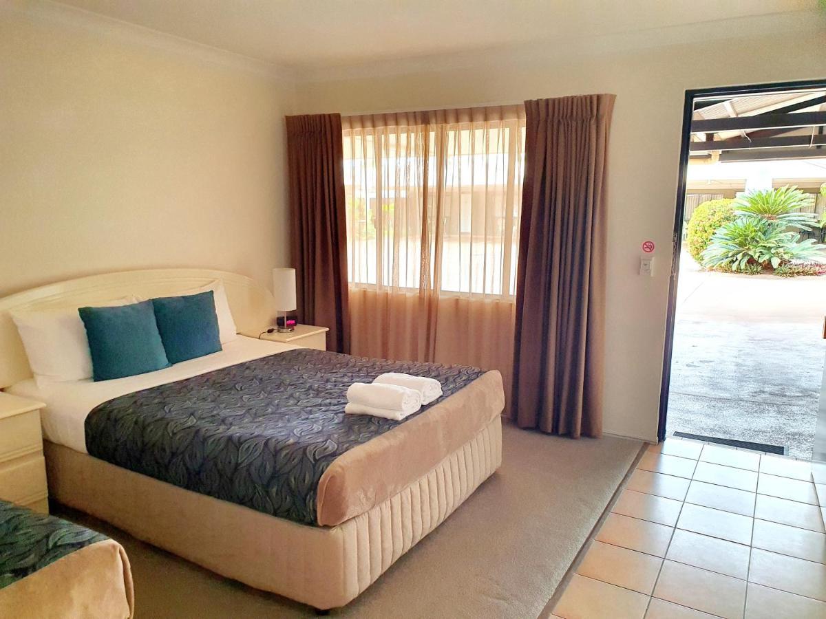 Rockhampton Palms Motor Inn Exteriér fotografie